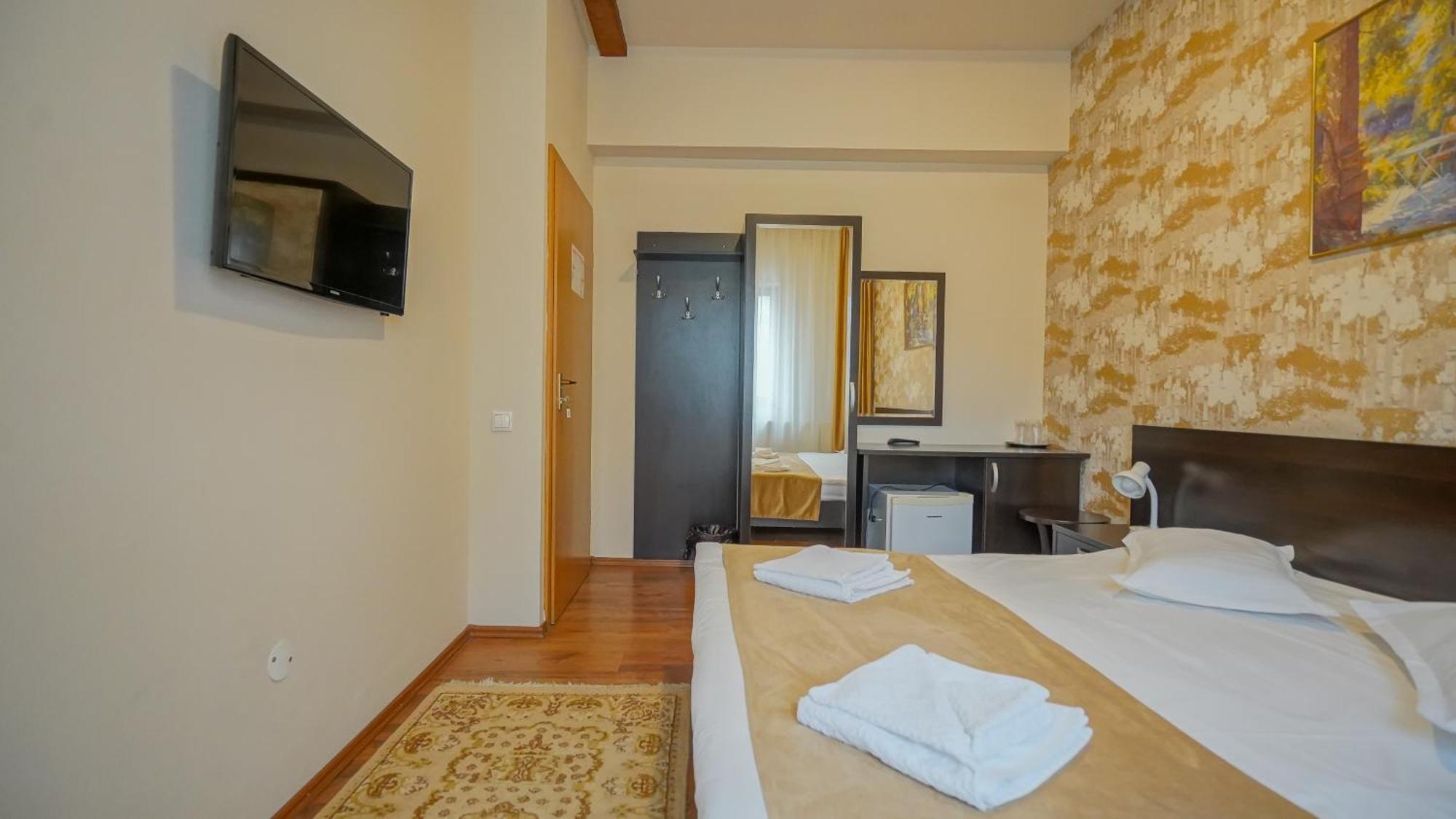 Pension Bavaria Brasov Exterior photo